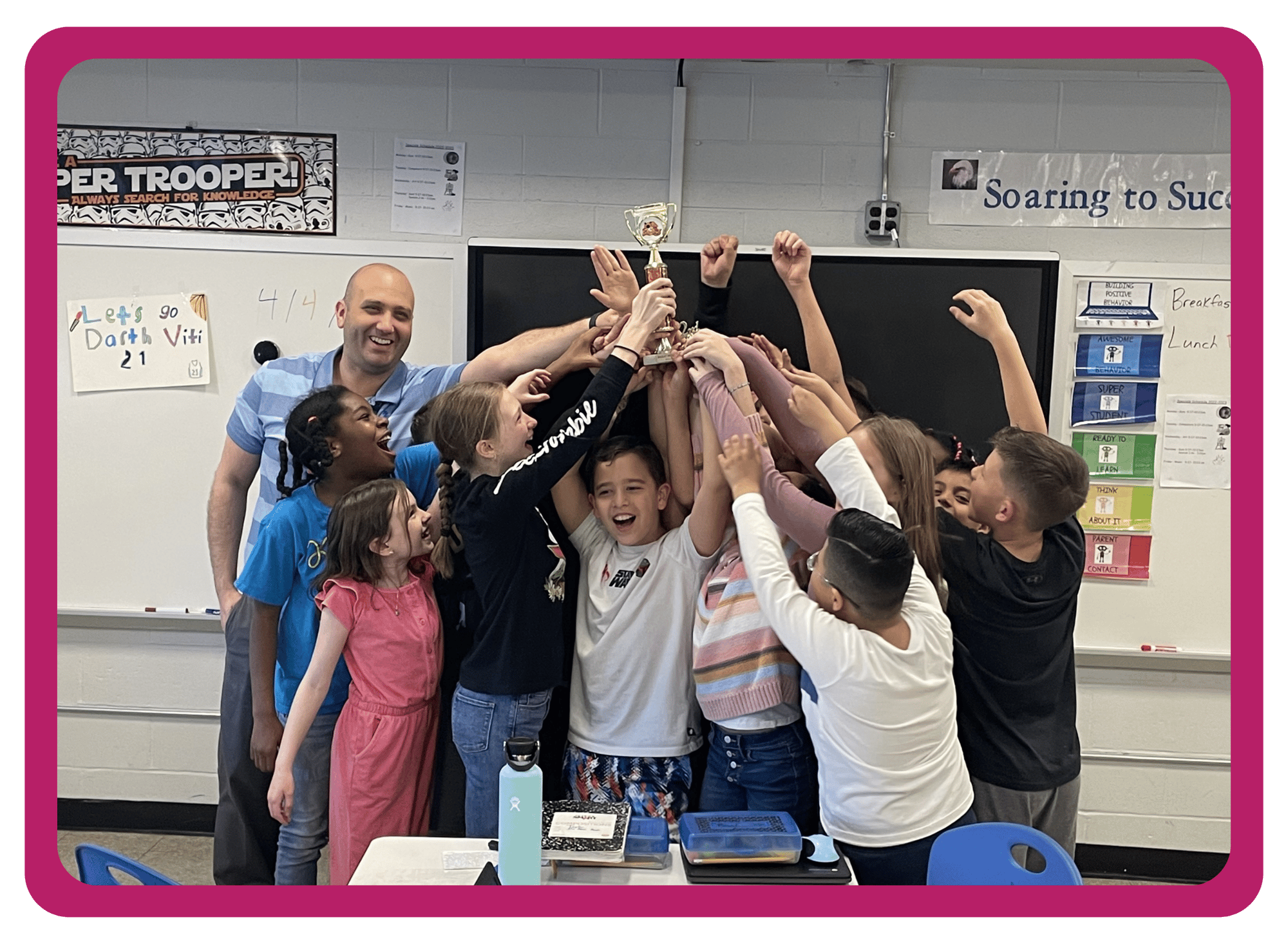 US-class-celebrating-pink-border